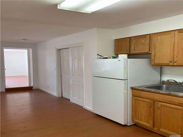 2nd image of 2188 Jericho Tpke APT 3