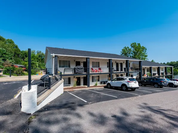 1385-1399 Winona Ave, Morgantown, WV 26505