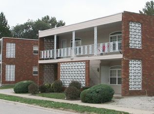 305 S Vine St APT A, O Fallon, IL 62269