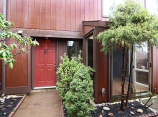 27 Eden Rock, New Hope, PA 18938