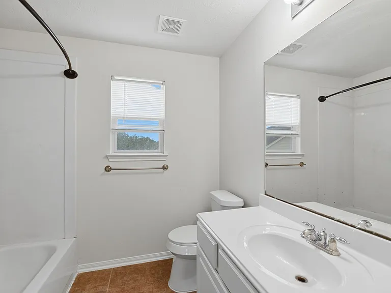 7519 Chathan Glen Ln — Photo 31
