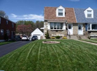 8628 Bridle Rd, Philadelphia, PA 19115