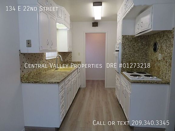 5th image of 134 E 22nd St