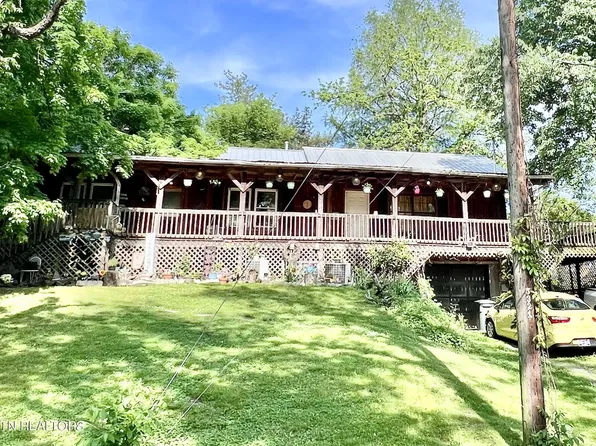3754 Little River Rd, Rockford, TN 37853