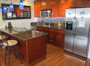 30 Hauoli St APT 412, Wailuku, HI 96793