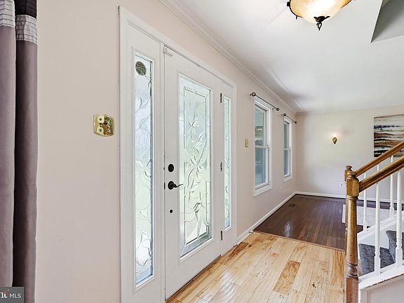 3rd image of 5921 Durham Rd