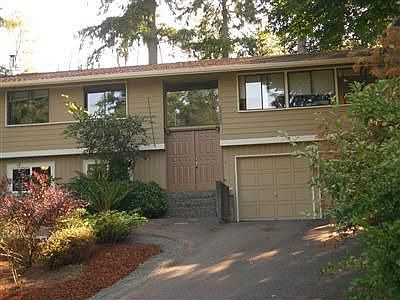 1st image of 12620 Crown Dr NE