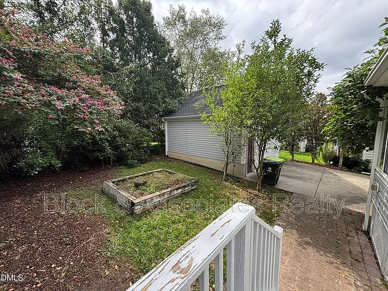 124 Factors Walk Ln — Photo 16
