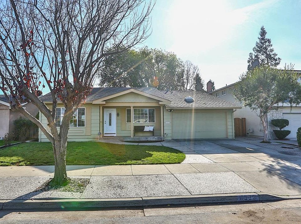 1st image of 6333 Solano Dr