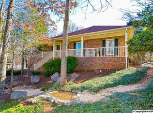 1103 Shades Cir SE, Huntsville, AL 35803