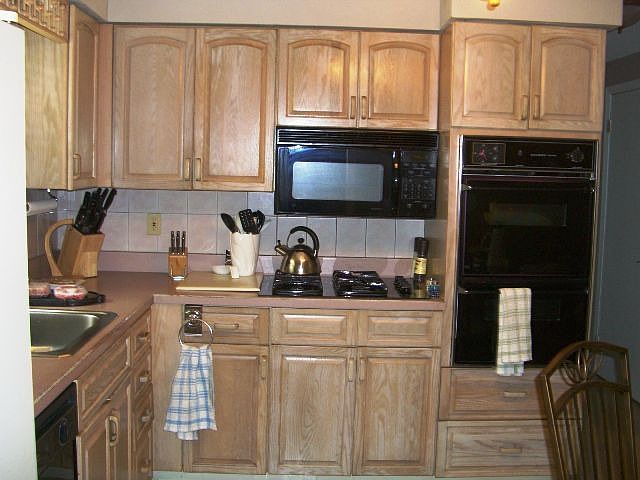 2nd image of 19 Whittier Dr
