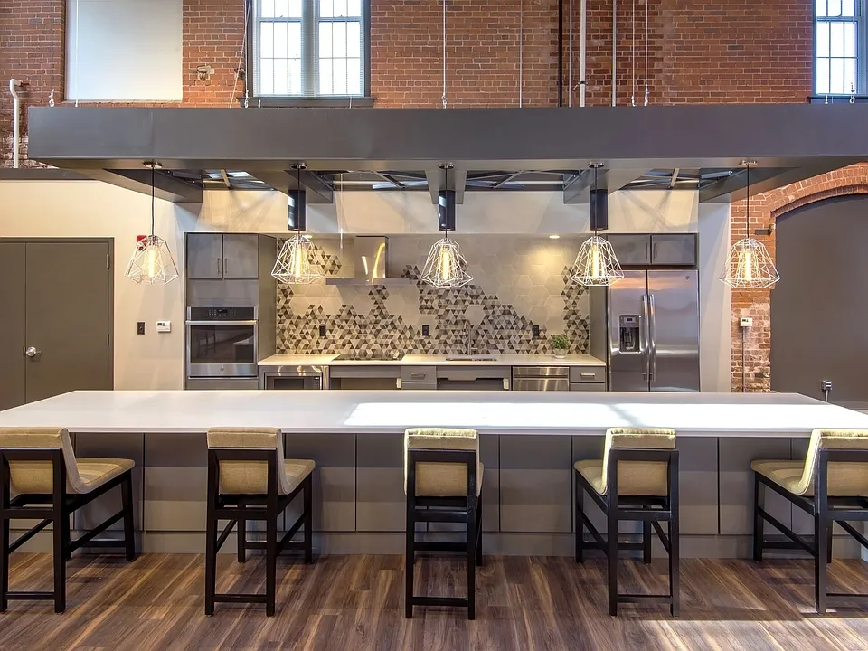Community Room Full Kitchen With Large Island With Seating For 5.