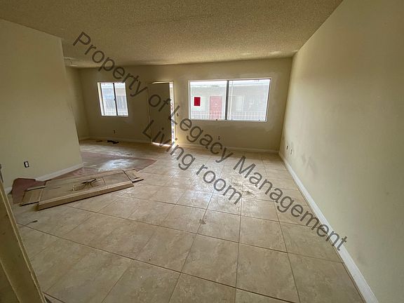 4th image of 279 W 11th St