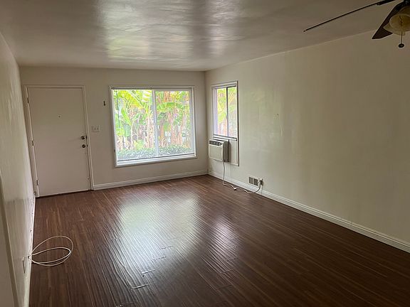 5th image of 5647 Noel Dr #5647