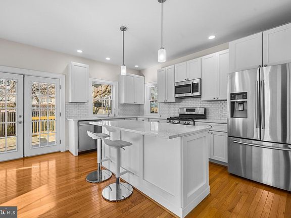 3rd image of 8210 Grove St