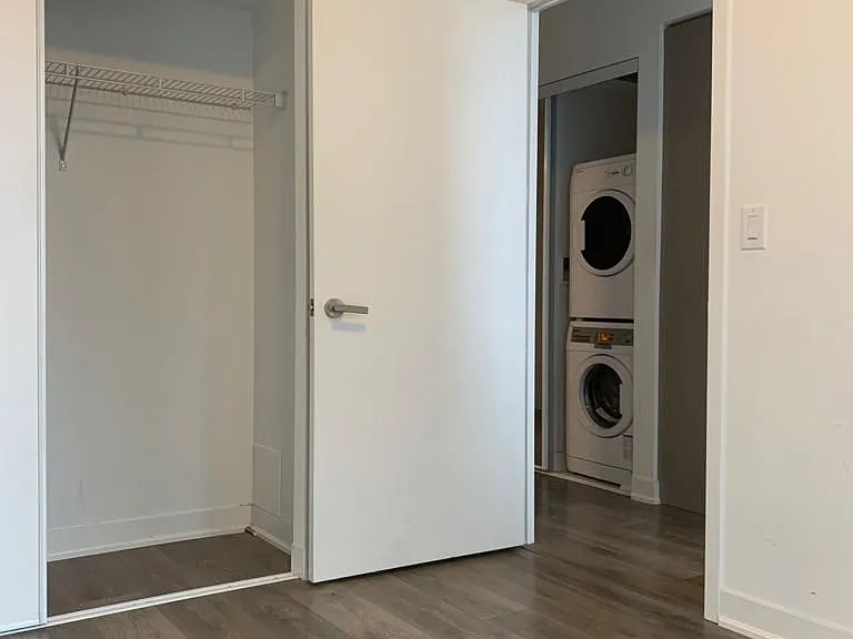 88 Harbour St #3910 — Photo 13