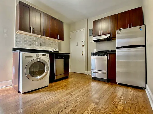 Rented by Corcoran | media 8