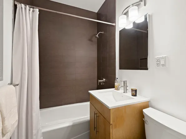 406 West 46th Street 1B image 6 of 7