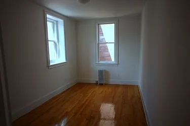 Rented by Metropolitan Realty