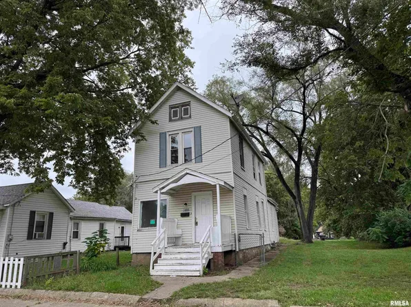 1009 W Smith St, Peoria, IL 61605