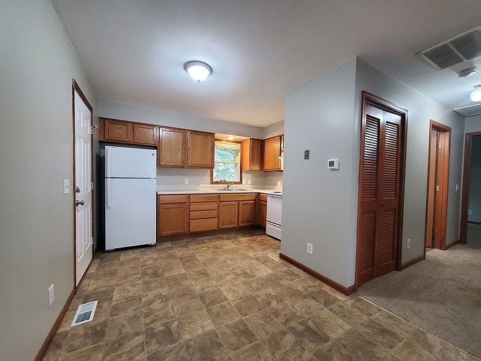 30 Three J Ct West Jefferson OH Zillow