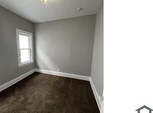 957 Thornhill Dr #UP, Cleveland, OH 44108