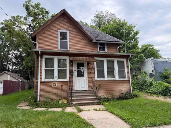 1313 Nelson Ave, Beloit, WI 53511