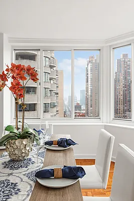 Sold by Compass | media 17