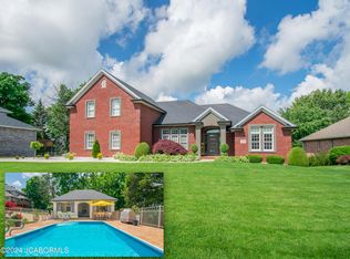 336 Hunters Run Rd, Jefferson City, MO 65109