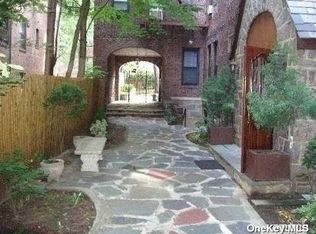 1 Hillside Ave UNIT PENTHOUSE 4C-4C, Great Neck, NY 11021