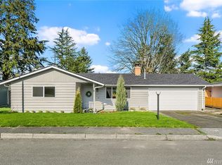 1716 Beacon Way SE, Renton, WA 98058