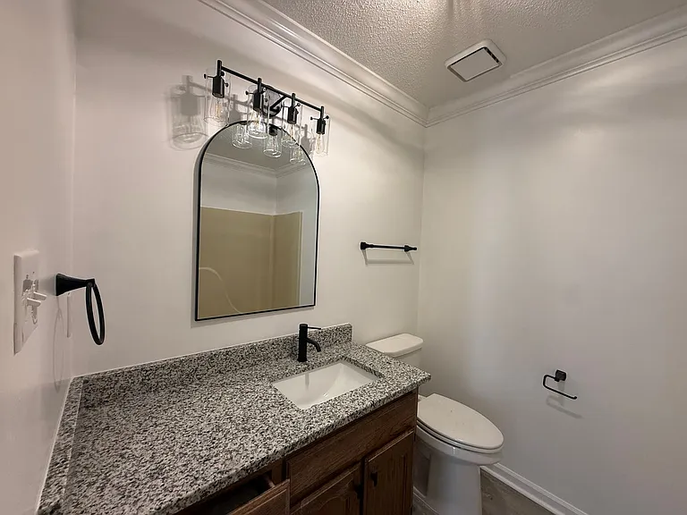 425 Autumnwood Dr SW — Photo 12