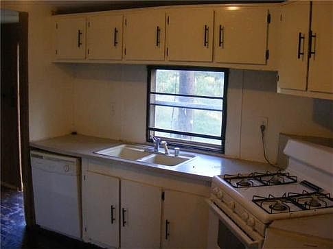 4th image of 2865 W Fm 2496