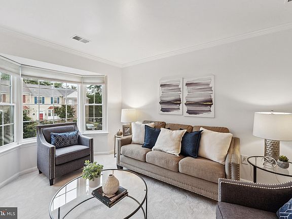 3rd image of 9674 Eaton Woods Pl
