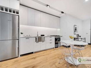 42-20 27th St #416, Long Island City, NY 11101