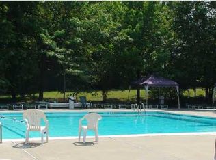 87 Forest Grn, Staten Island, NY 10312