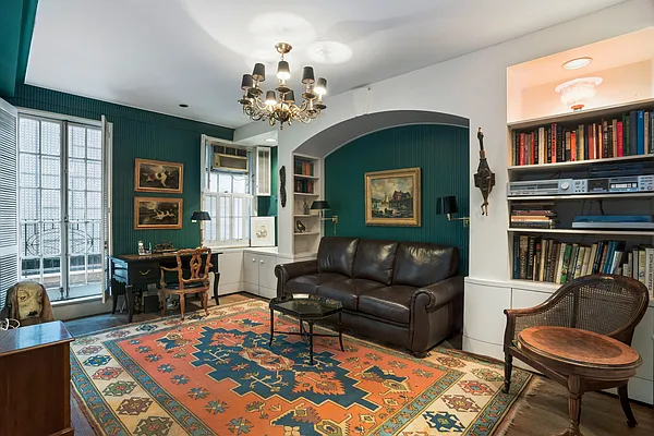 Living room, photo 1