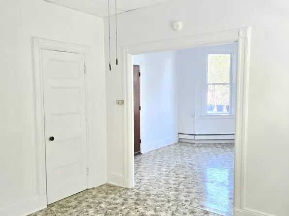309 47th St Floor 1, Union City, NJ 07087