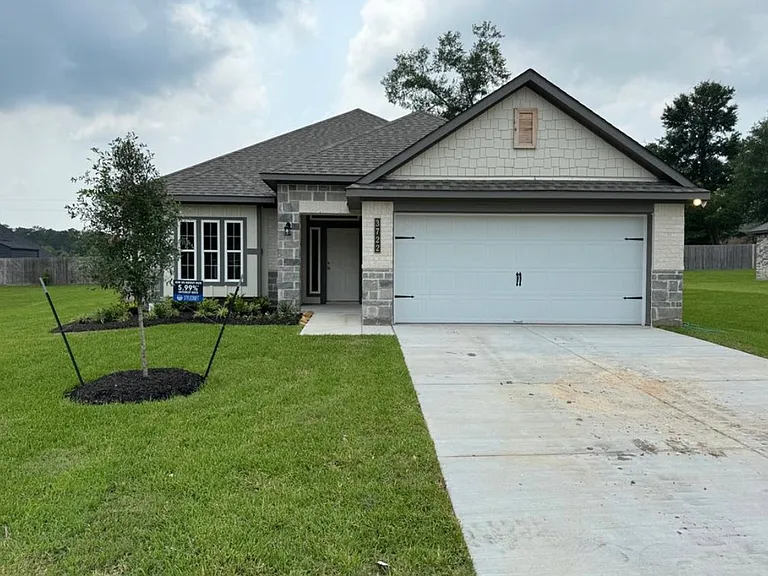 3722 Sage Ln — Photo 1