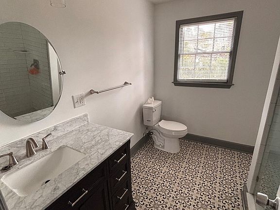 4th image of 5217 Anastasia St