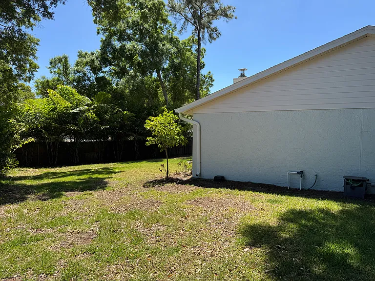 754 Arthurs Ct — Photo 21