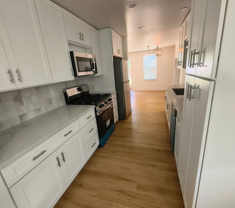 1st image of 219 S G St #221