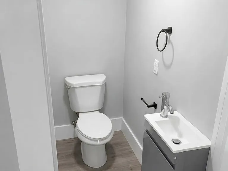 860 Sandwich Rd #12 — Photo 8