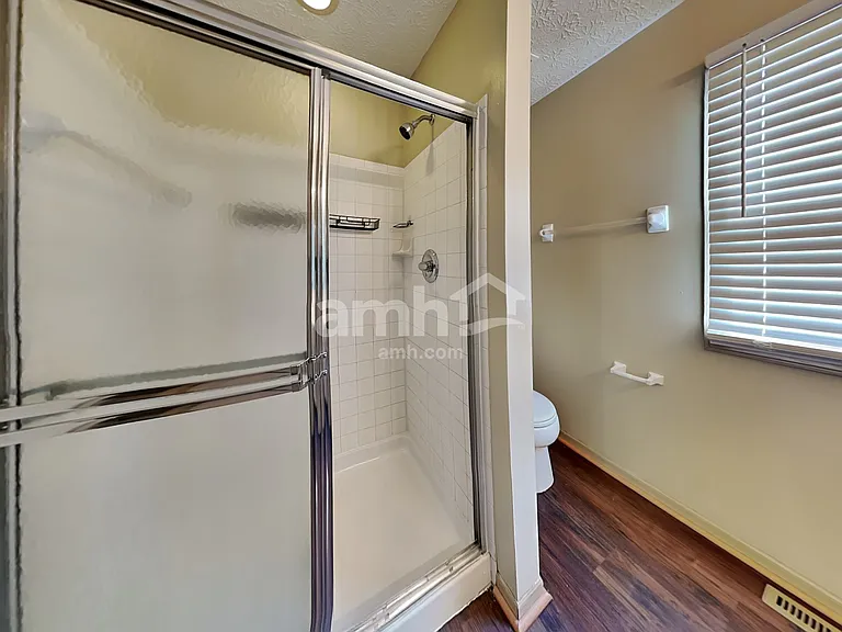 5563 Crenton Dr — Photo 14