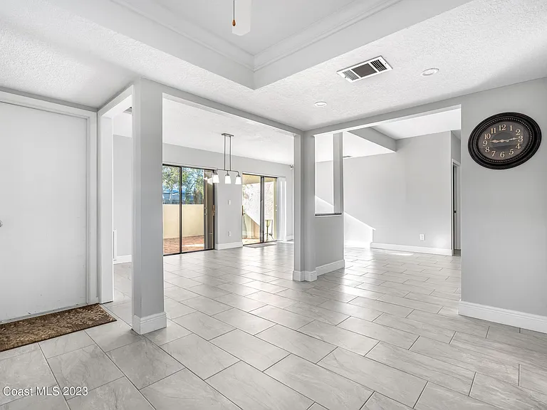 1080 Park Ridge Pl — Photo 17