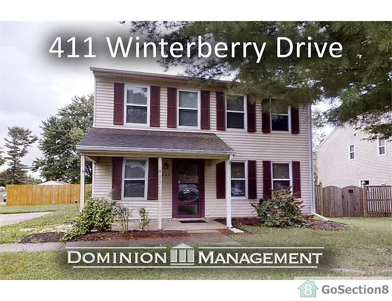 411 Winterberry Dr photo 1