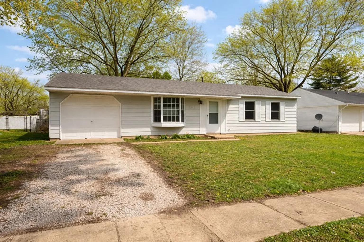 3212 Kimberly Dr photo 1