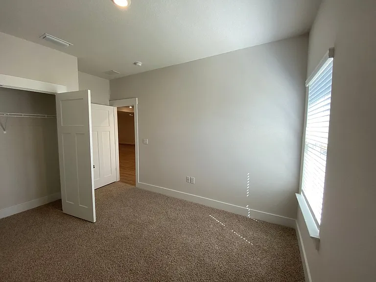 3398 Southwind Dr — Photo 14