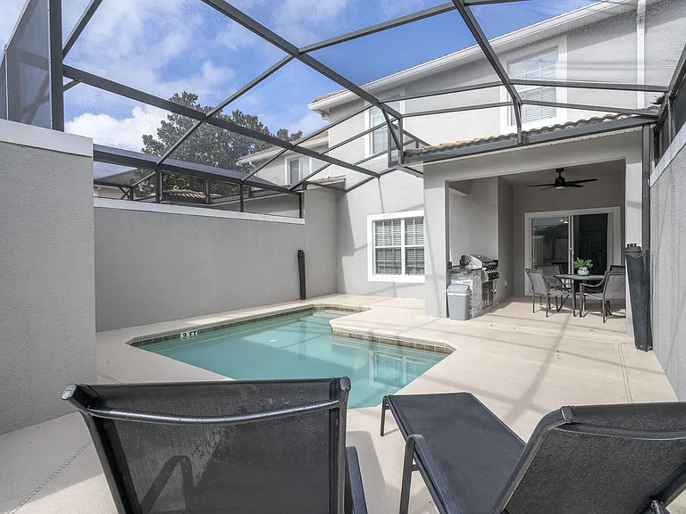 Brier Rose Ln — Photo 3