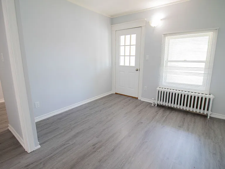 19 Dain Ave — Photo 9